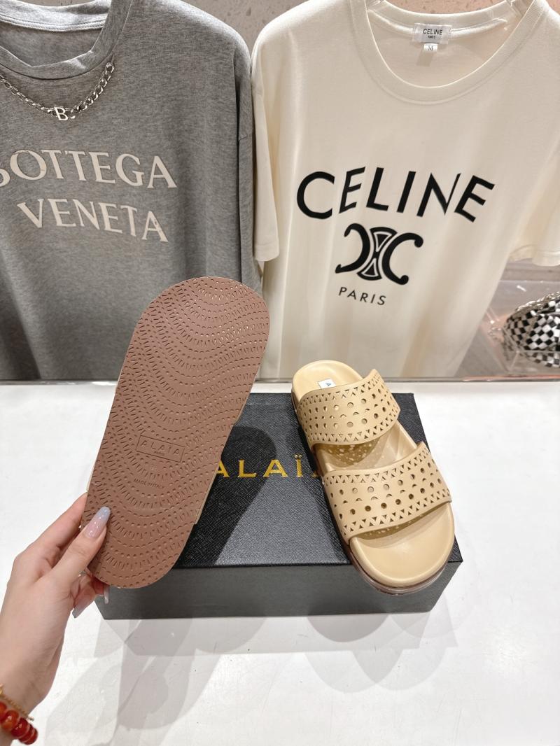 Alaia Sandals SAS61302