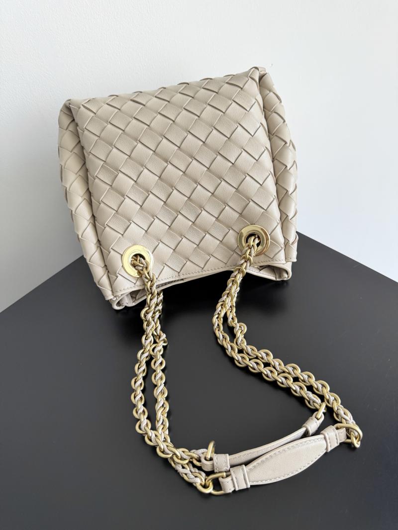 Bottega Veneta Small Parachute Chain Ecru 817175