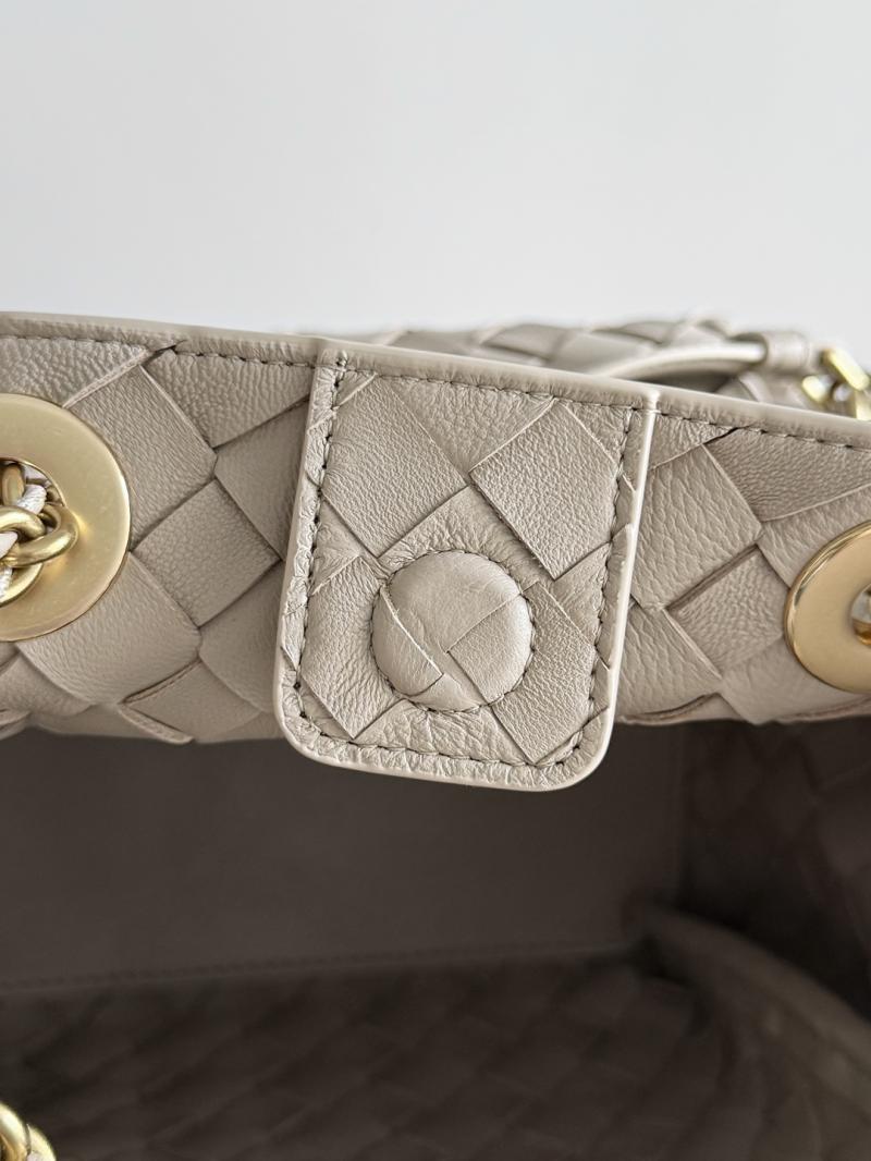 Bottega Veneta Small Parachute Chain Ecru 817175