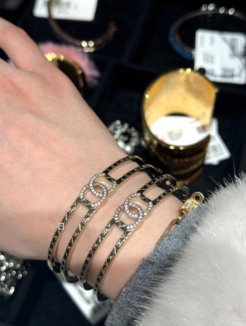 Chanel Bracelet CB52804