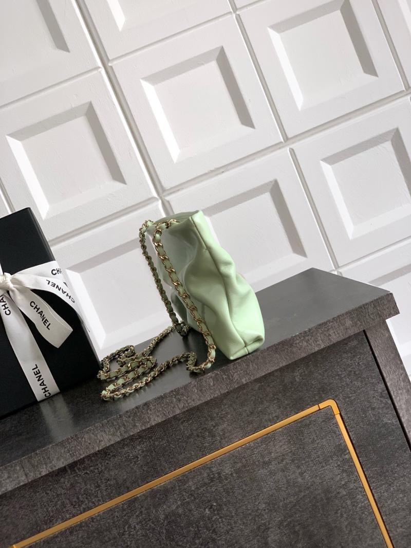 Chanel Clutch With Chain Green AP4613