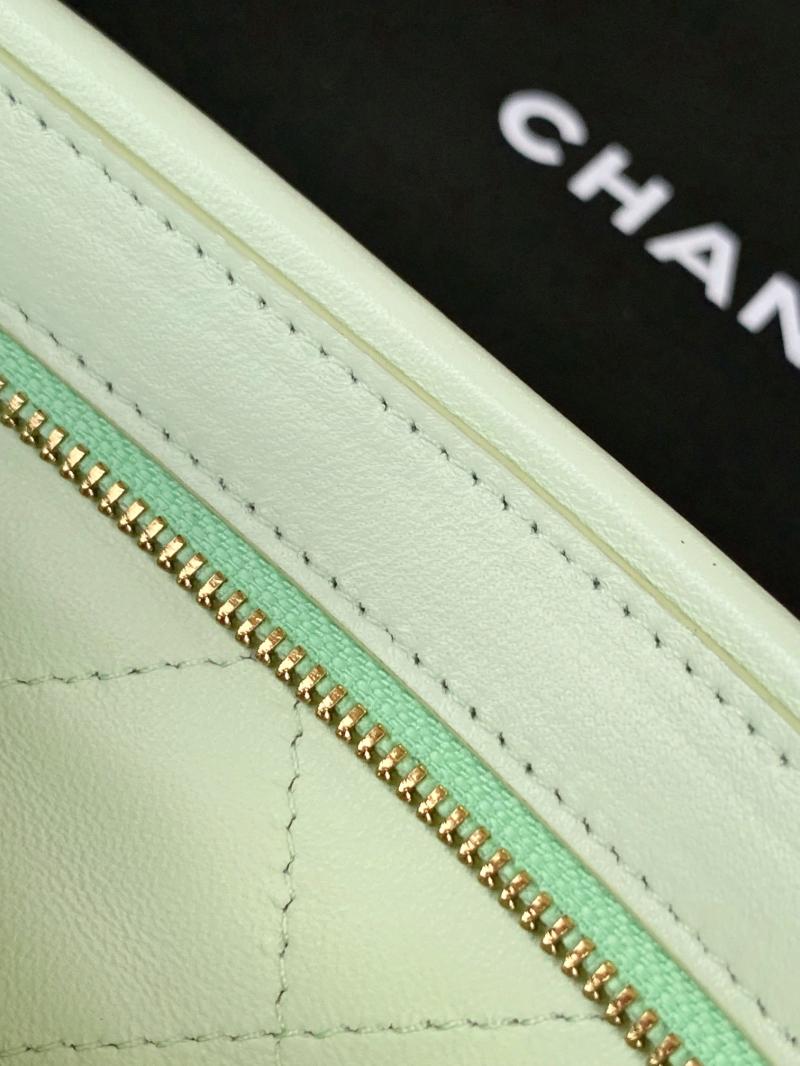 Chanel Clutch With Chain Green AP4613