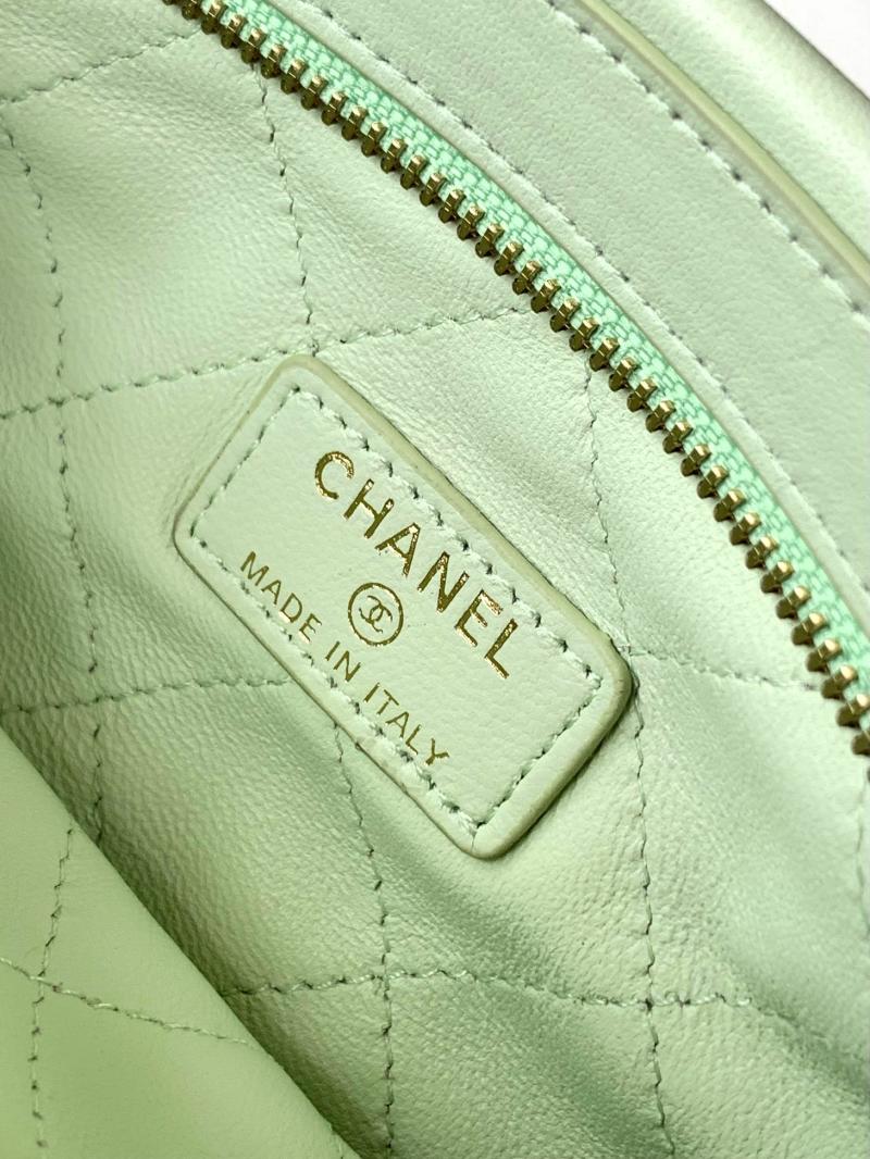 Chanel Clutch With Chain Green AP4613