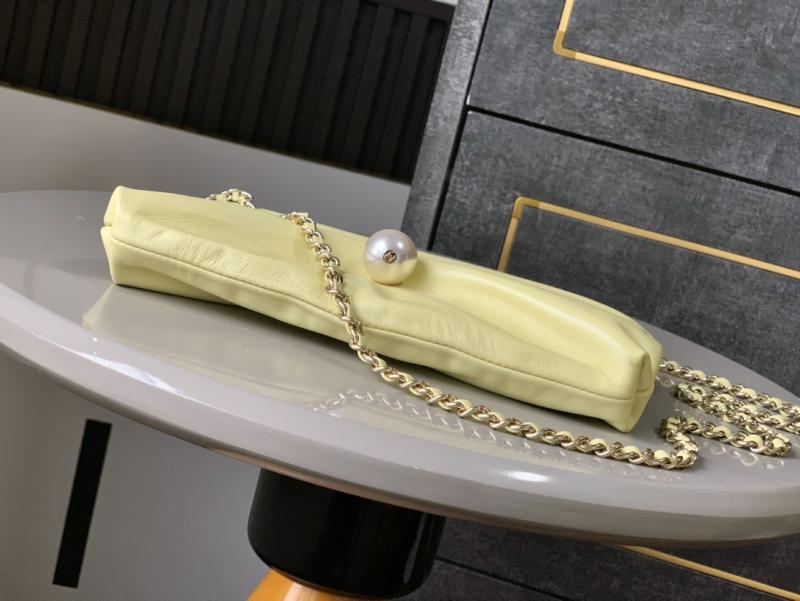 Chanel Clutch With Chain Yellow AP4613