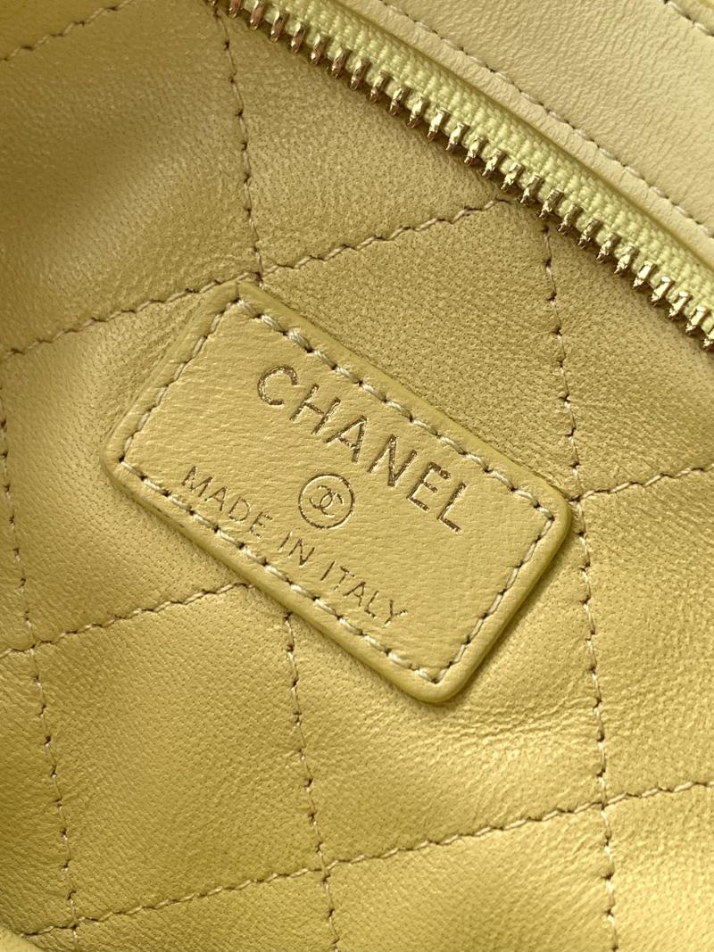 Chanel Clutch With Chain Yellow AP4613