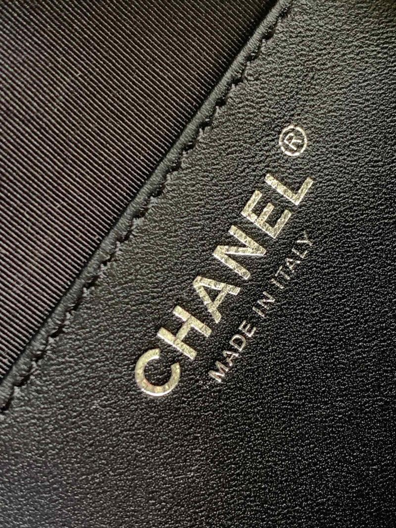 Chanel Round Shoulder Bag A52818