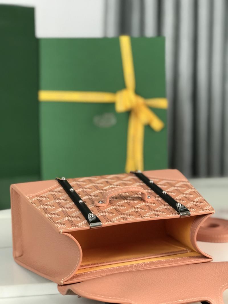 Goyard Saigon Structure Mini Bag Pink G020192