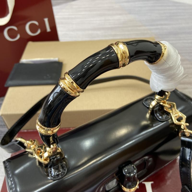 Gucci Bamboo Diva medium bag Black 827750