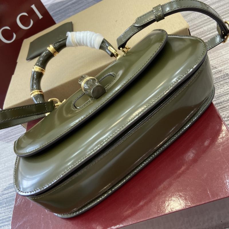 Gucci Bamboo Diva medium bag Green 827750