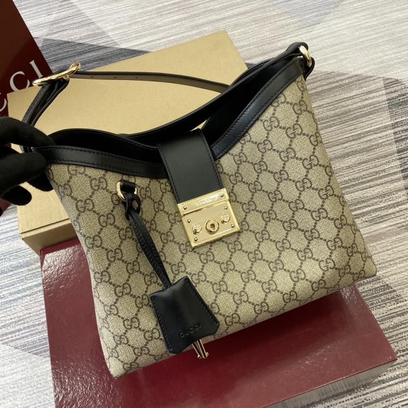 Gucci Paddlelock Medium Shoulder Bag 839021 Black