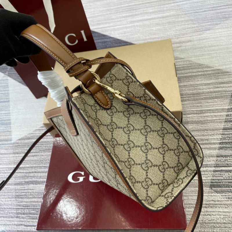Gucci Padlock medium top handle bag Brown 838992