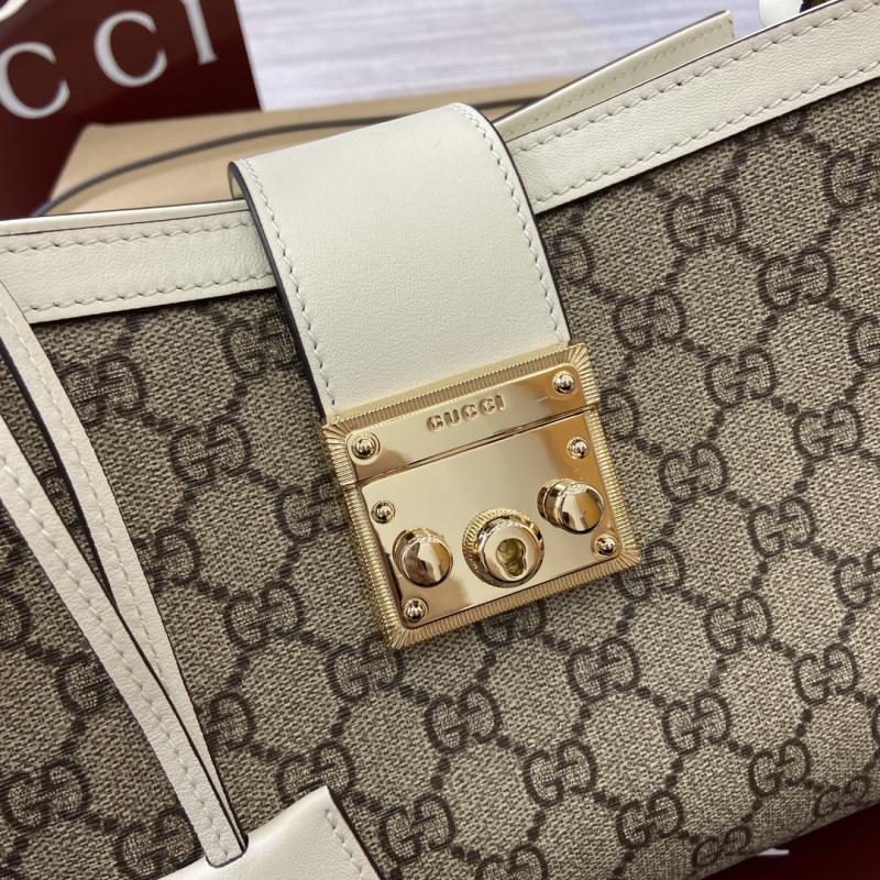 Gucci Padlock medium top handle bag White 838992