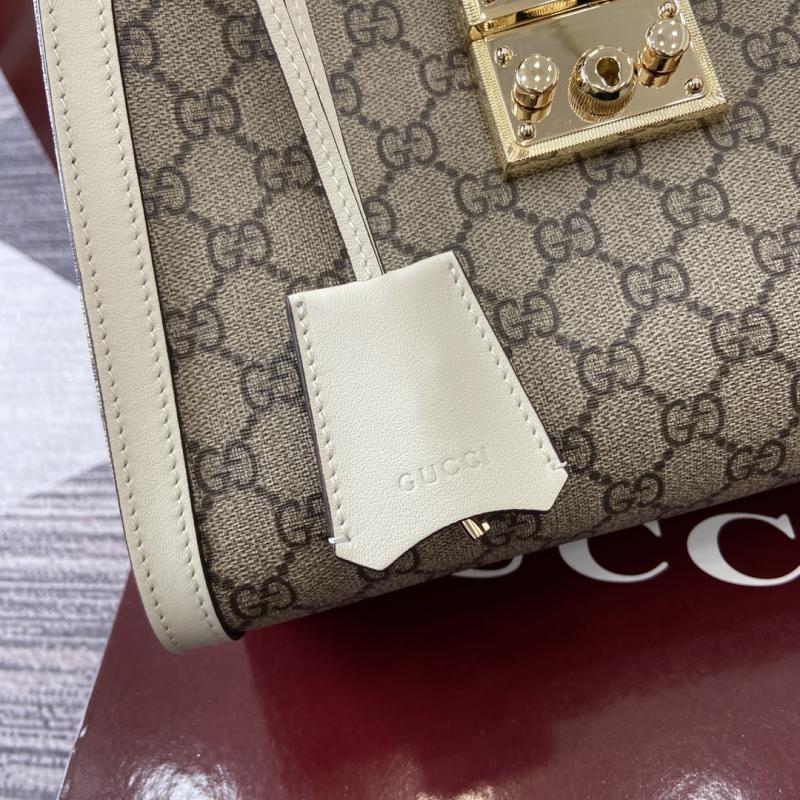 Gucci Padlock medium top handle bag White 838992
