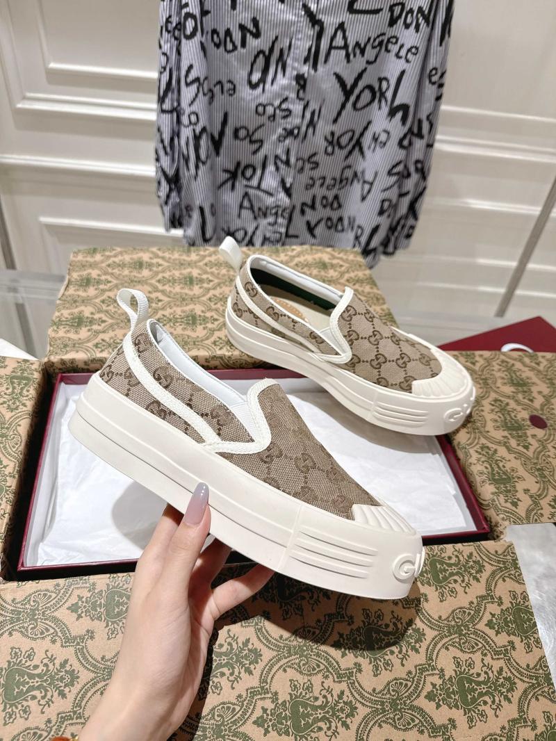 Gucci Sneakers SGS61101