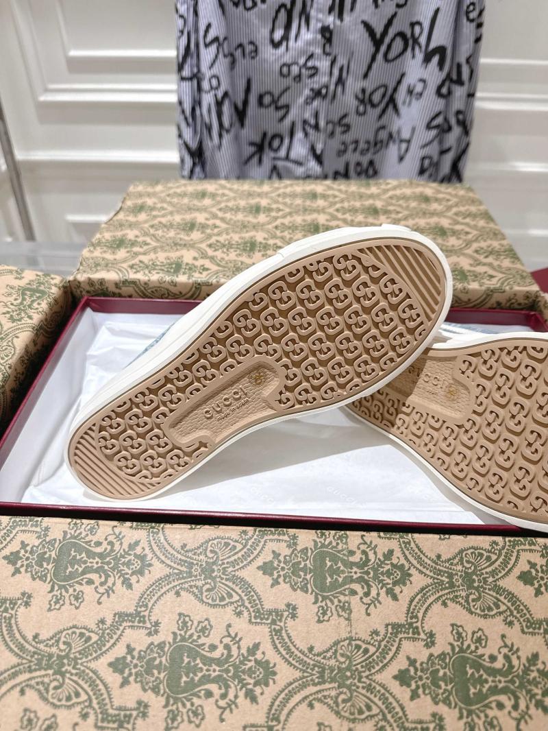 Gucci Sneakers SGS61102