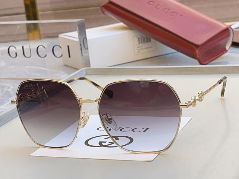 Gucci Sunglasses GG0882SA
