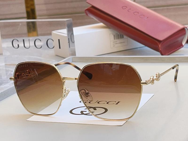 Gucci Sunglasses GG0882SA