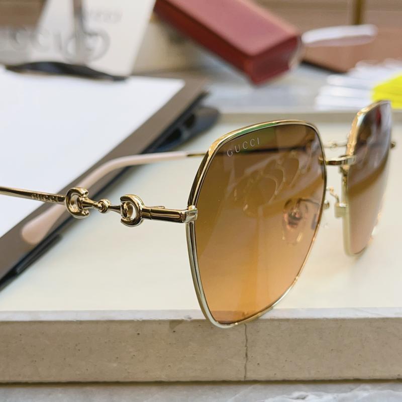 Gucci Sunglasses GG0882SA