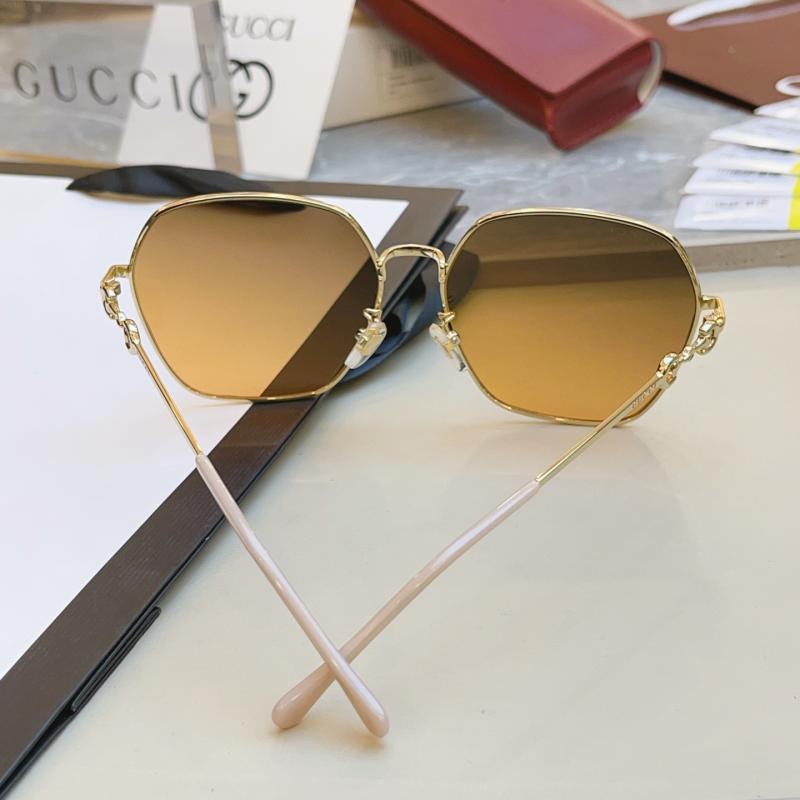 Gucci Sunglasses GG0882SA