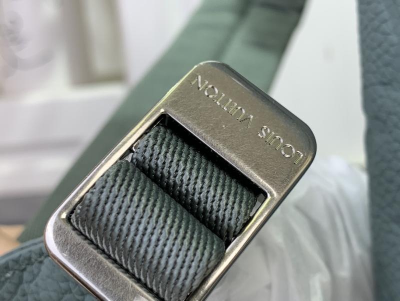 LV Christopher MM M13863