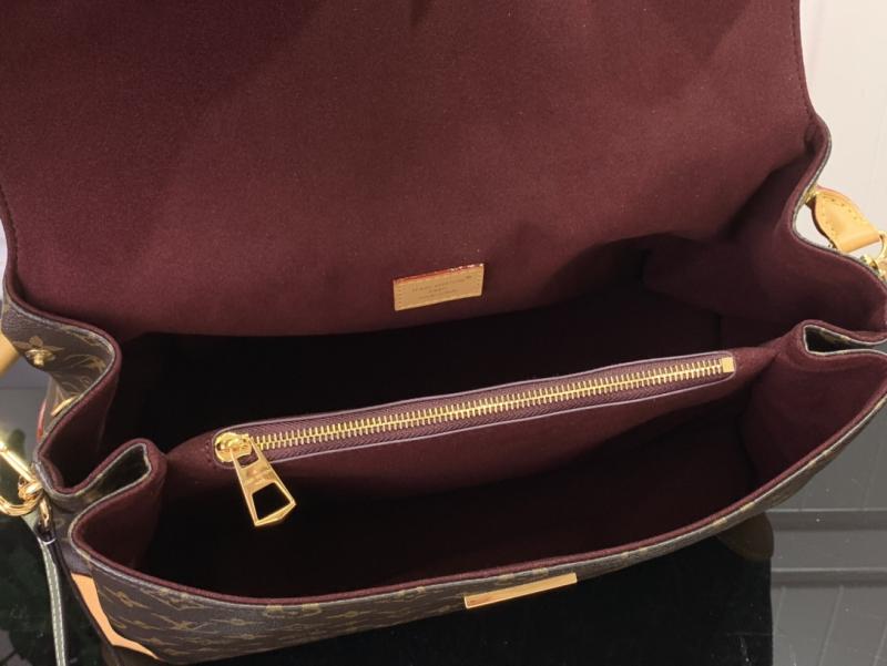 LV Hide Away MM M14473