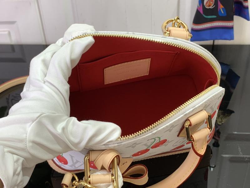 LV x TM Alma BB M14234