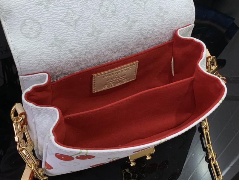 LV x TM Pochette Métis East West M14231