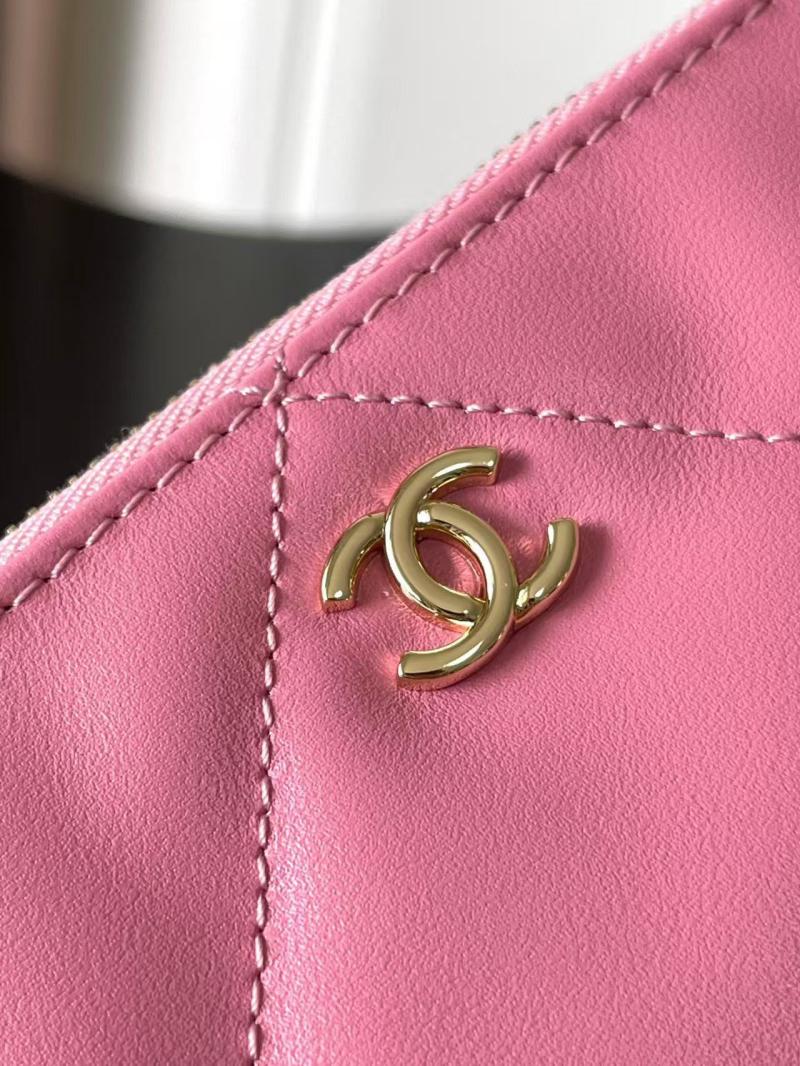 Large Chanel Raffia COCO Beach Bag A15547