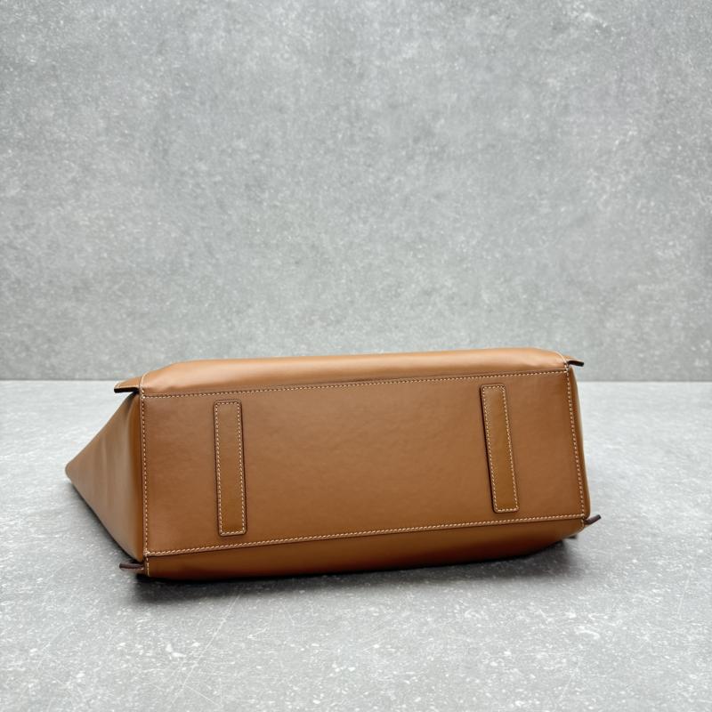 Large Ralph Lauren Collection Tote Brown R7575