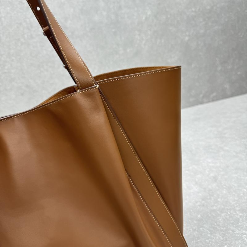 Large Ralph Lauren Collection Tote Brown R7575