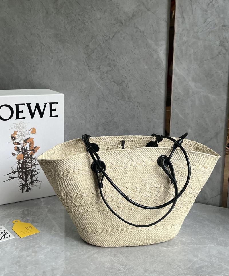 Loewe Paulas Ibiza Medium Anagram Basket Bag Black L59035