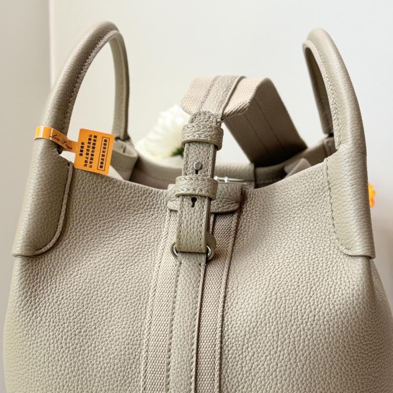Loro Piana Large Bale bag Beige FAM9875