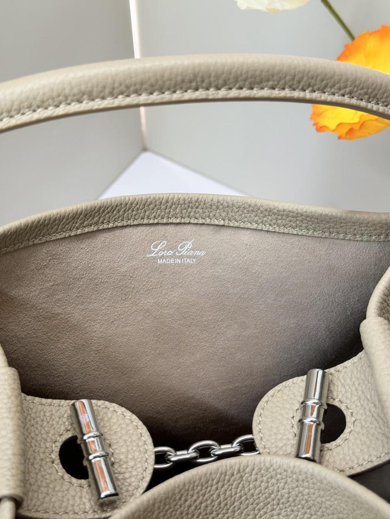 Loro Piana Large Bale bag Beige FAM9875