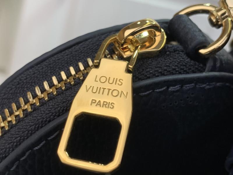 Louis Vuitton Bella Navy M14315