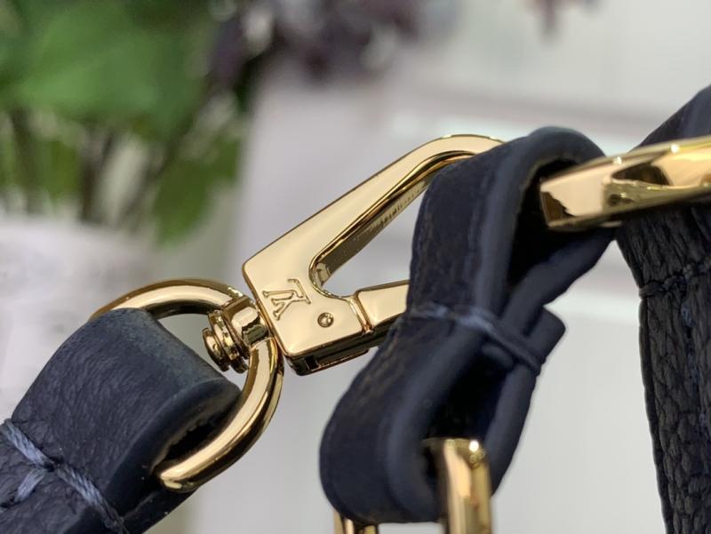 Louis Vuitton Blossom PM Navy M14317