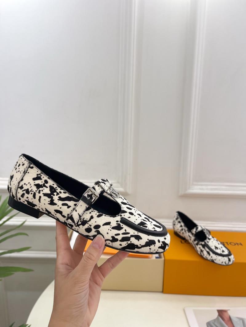 Louis Vuitton Loafers SLL61004