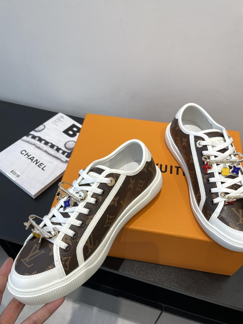 Louis Vuitton Unisex Sneakers SLS61301