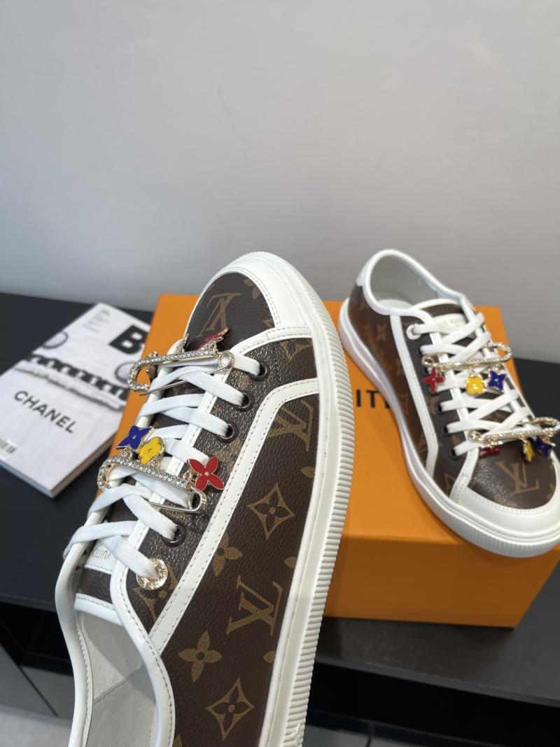 Louis Vuitton Unisex Sneakers SLS61301