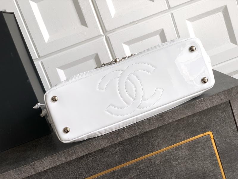 Medium Chanel La Madrague Tote White A5993