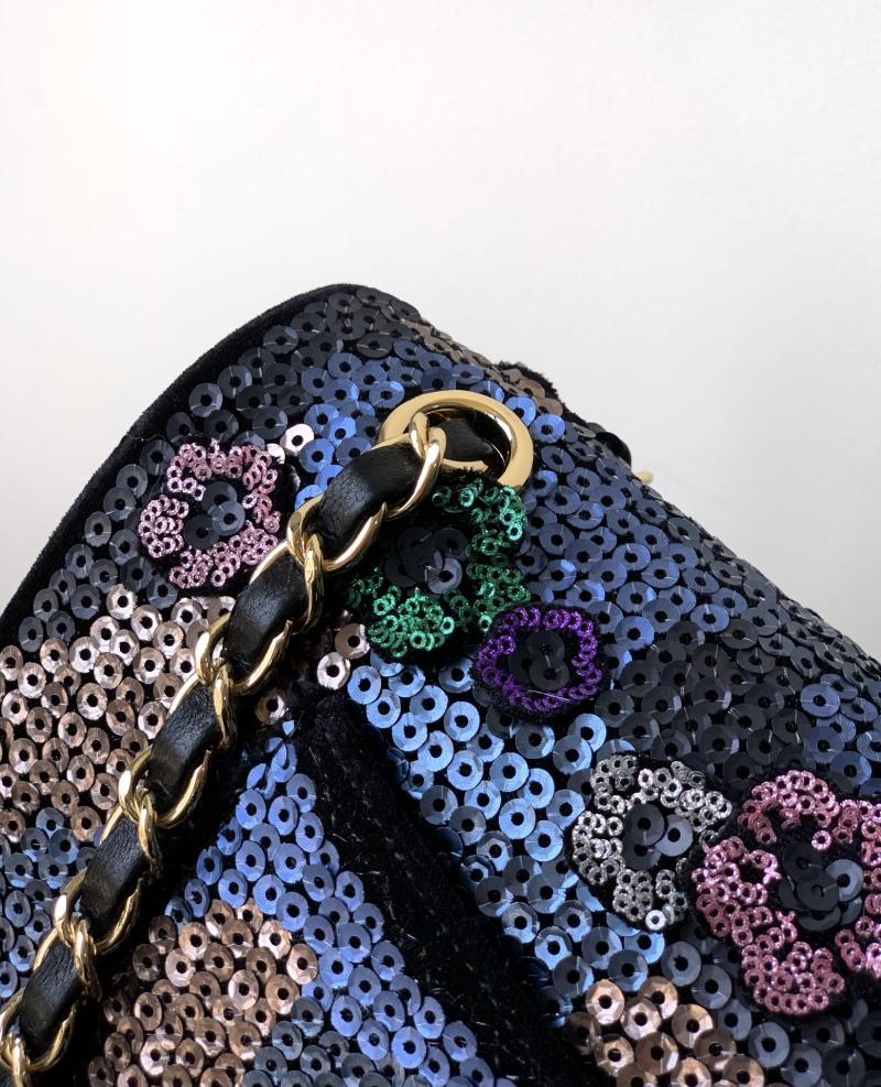 Medium Chanel Sequins Shoulder Bag Black A52525