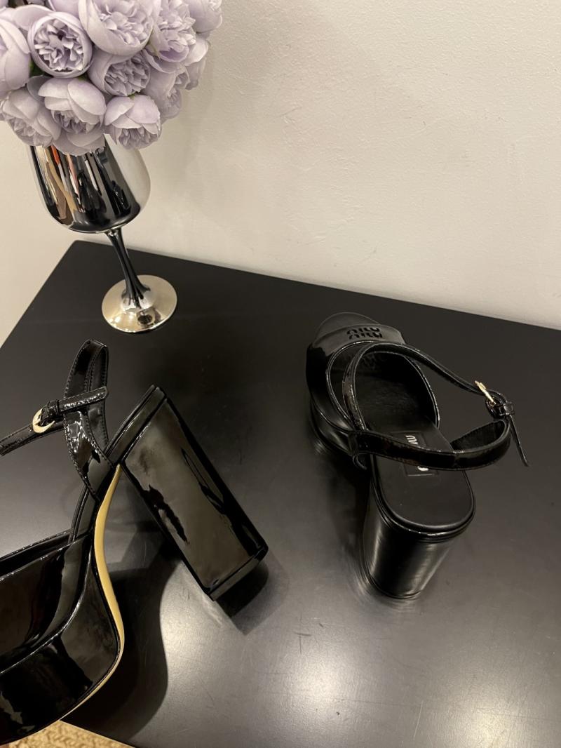 Miu Miu Sandals SMS61601