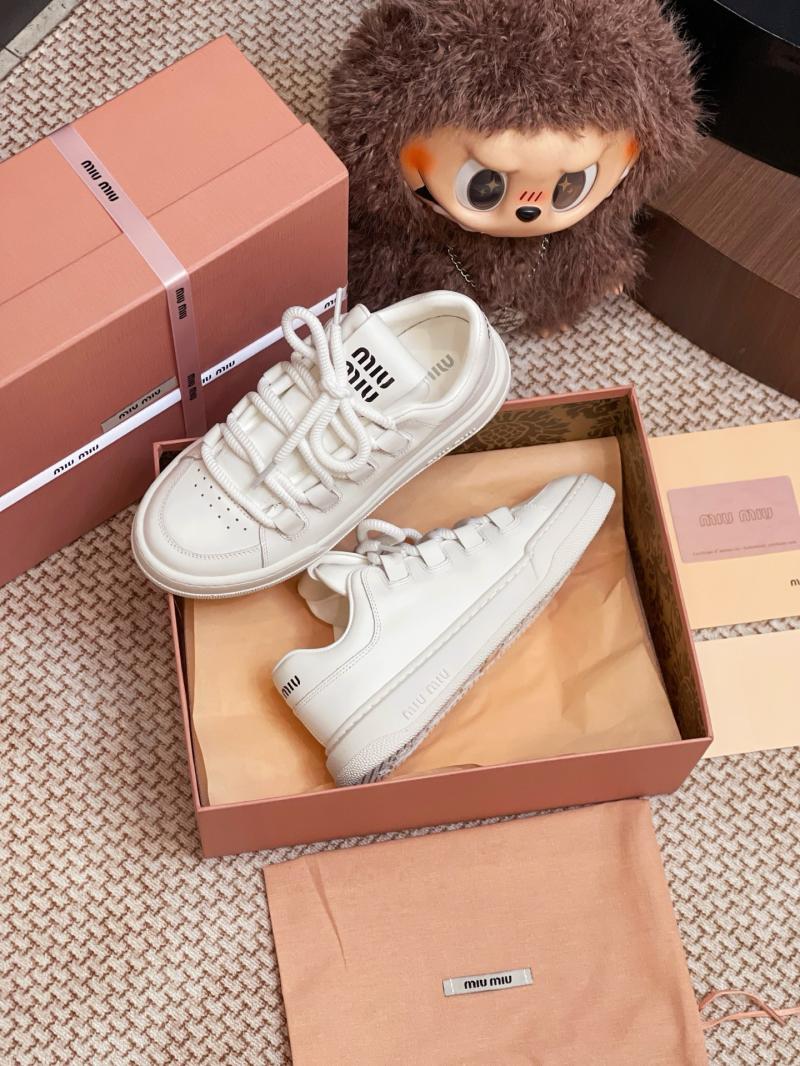 Miu Miu Sneakers SMS61306