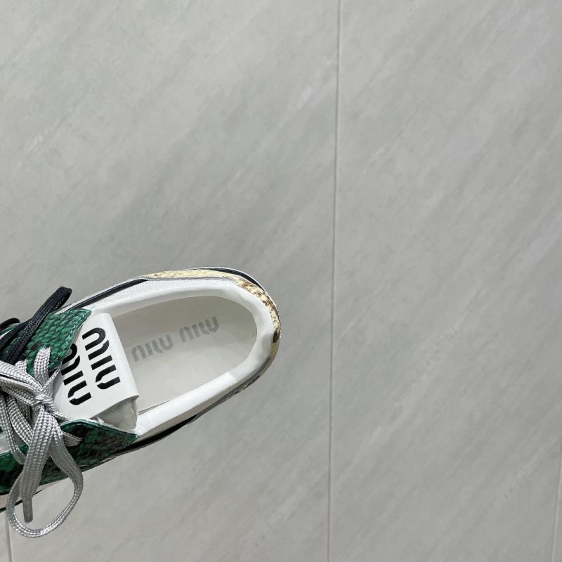 Miu Miu Sneakers SMS61411