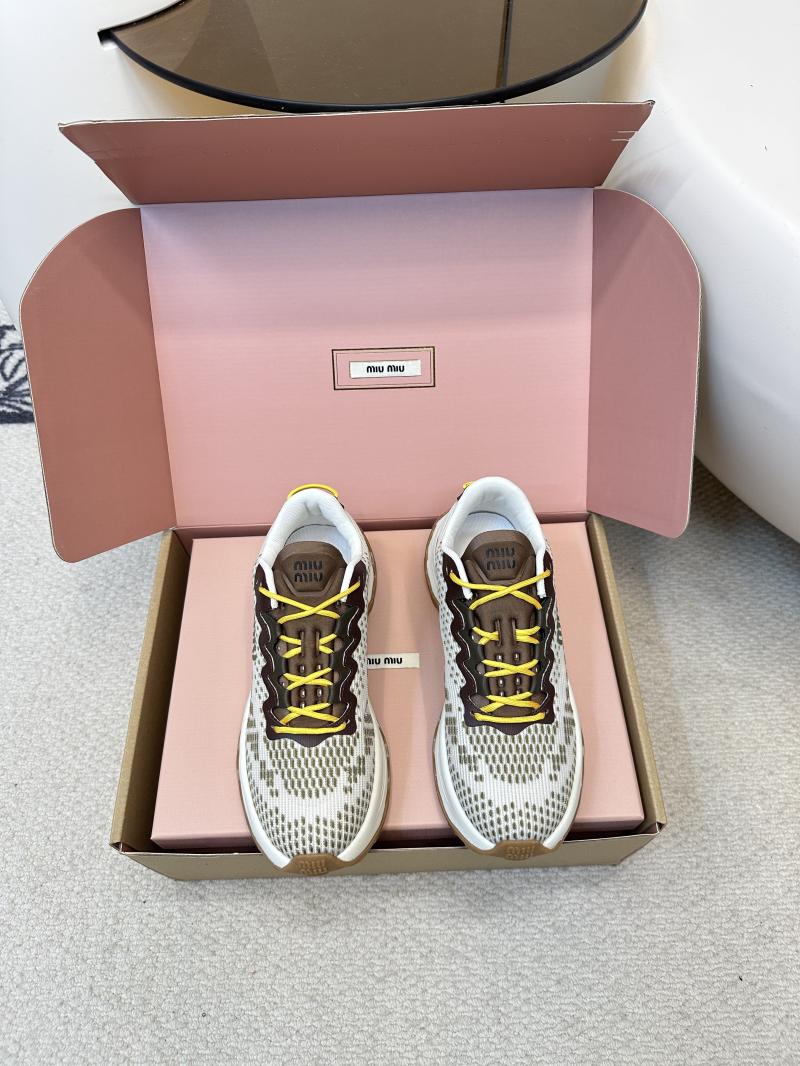 Miu Miu Unisex Sneakers SMS61103
