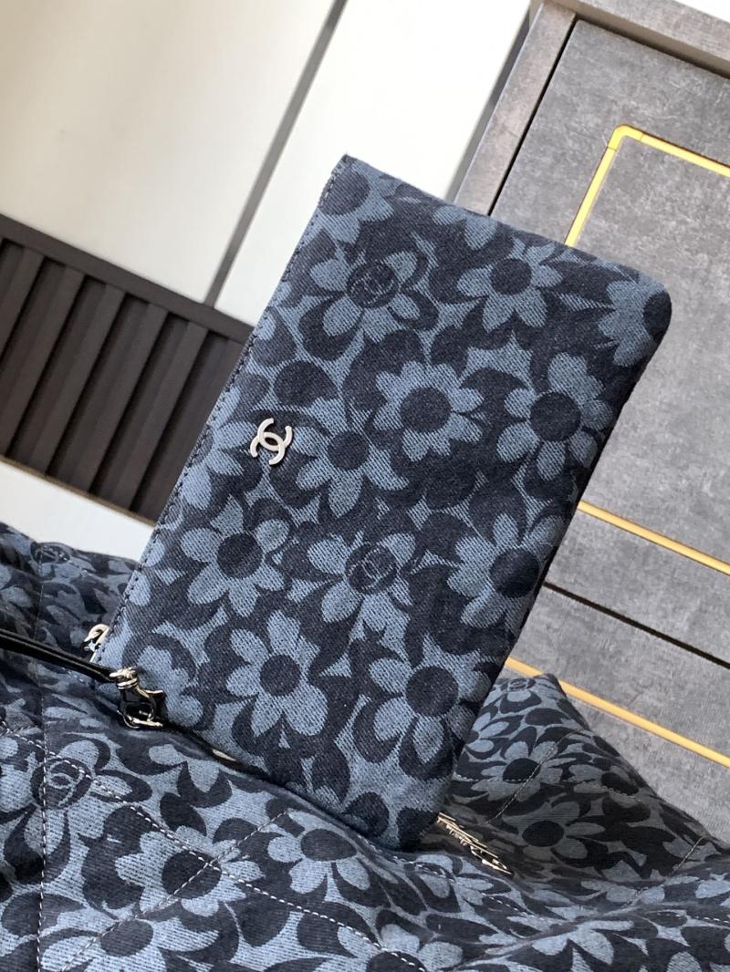 Small Chanel 22 Denim Handbag AS3260
