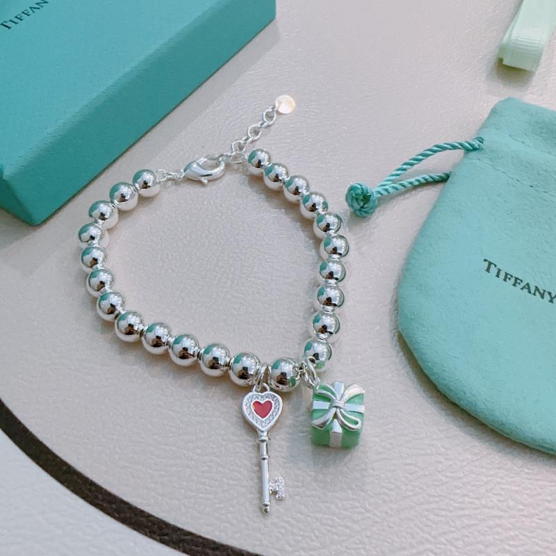 Tiffany Bracelet TB52702