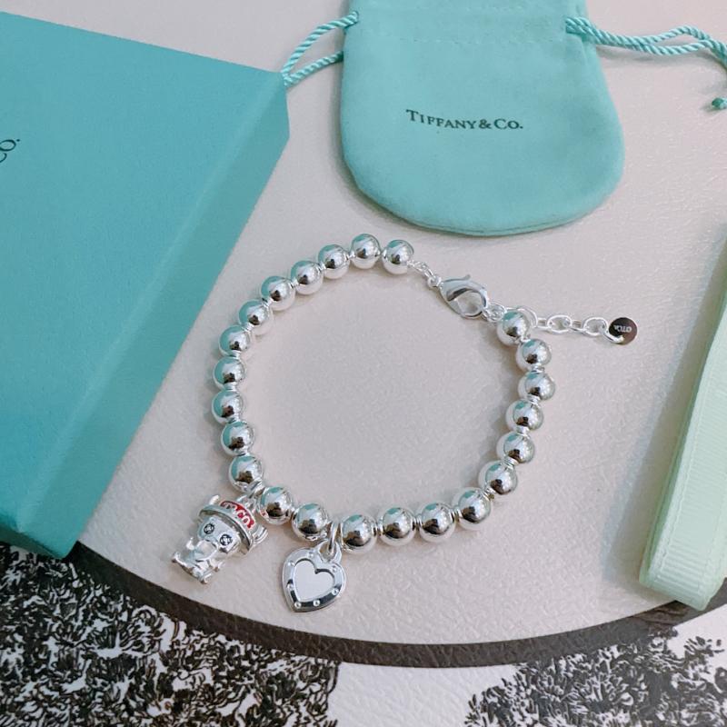 Tiffany Bracelet TB52802