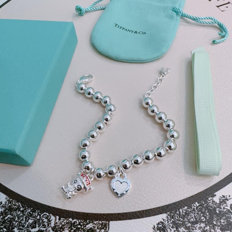 Tiffany Bracelet TB52802
