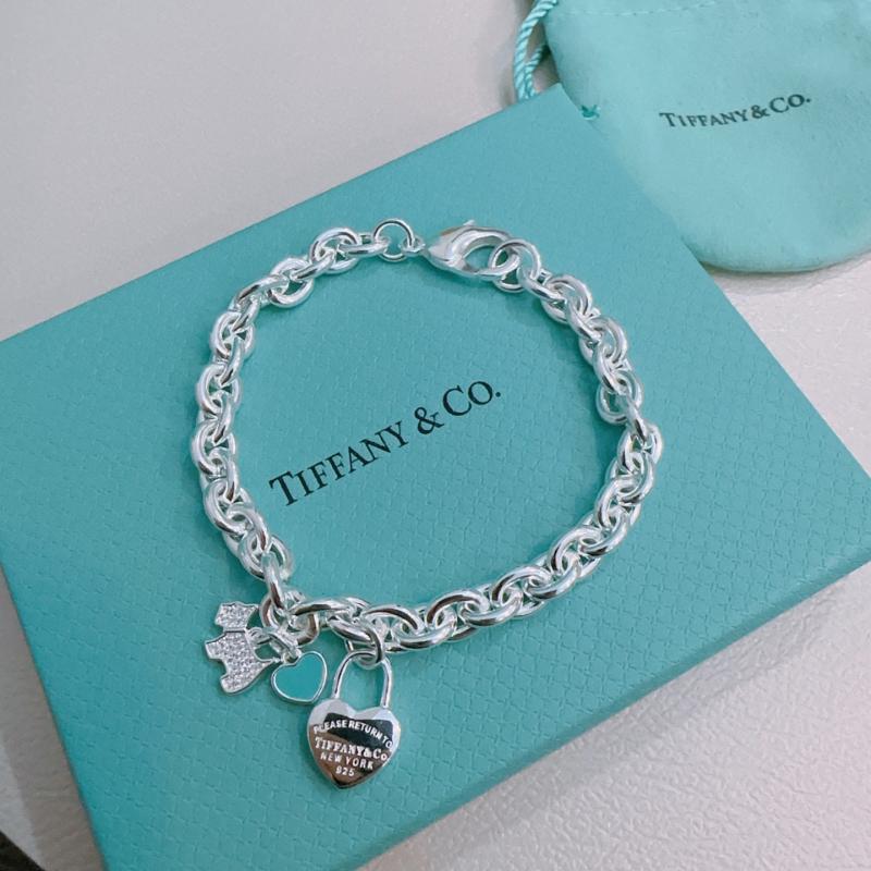 Tiffany Bracelet TB52803