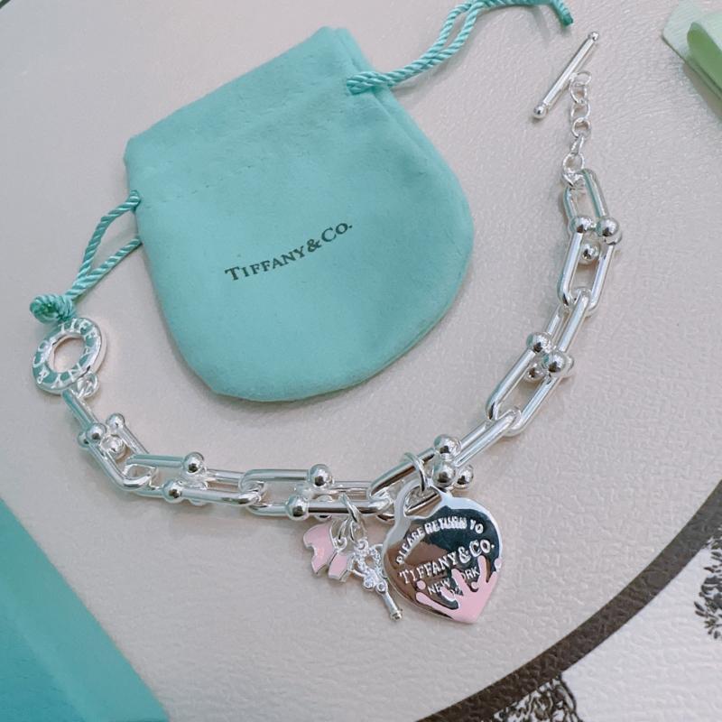 Tiffany Bracelet TB52807